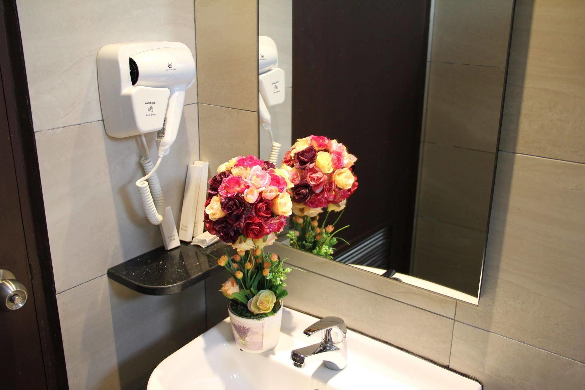 Kl Hotel Labuan Ngoại thất bức ảnh